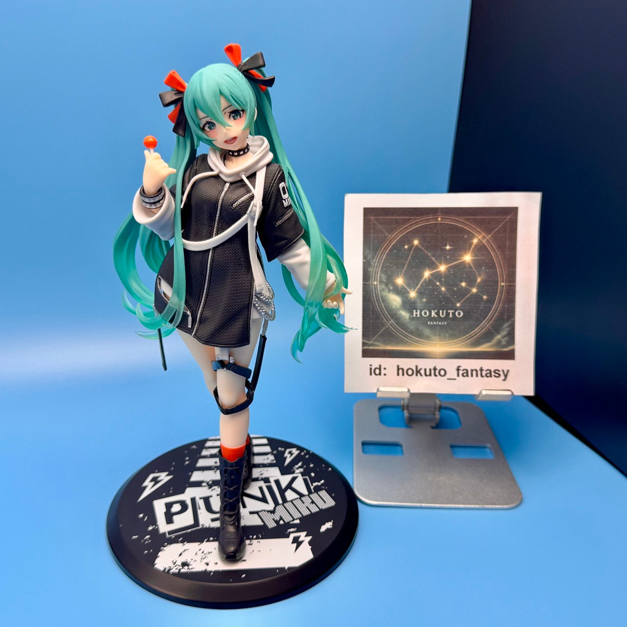 Hatsune Miku – Punk Fashion PVC Figure | Taito Japan