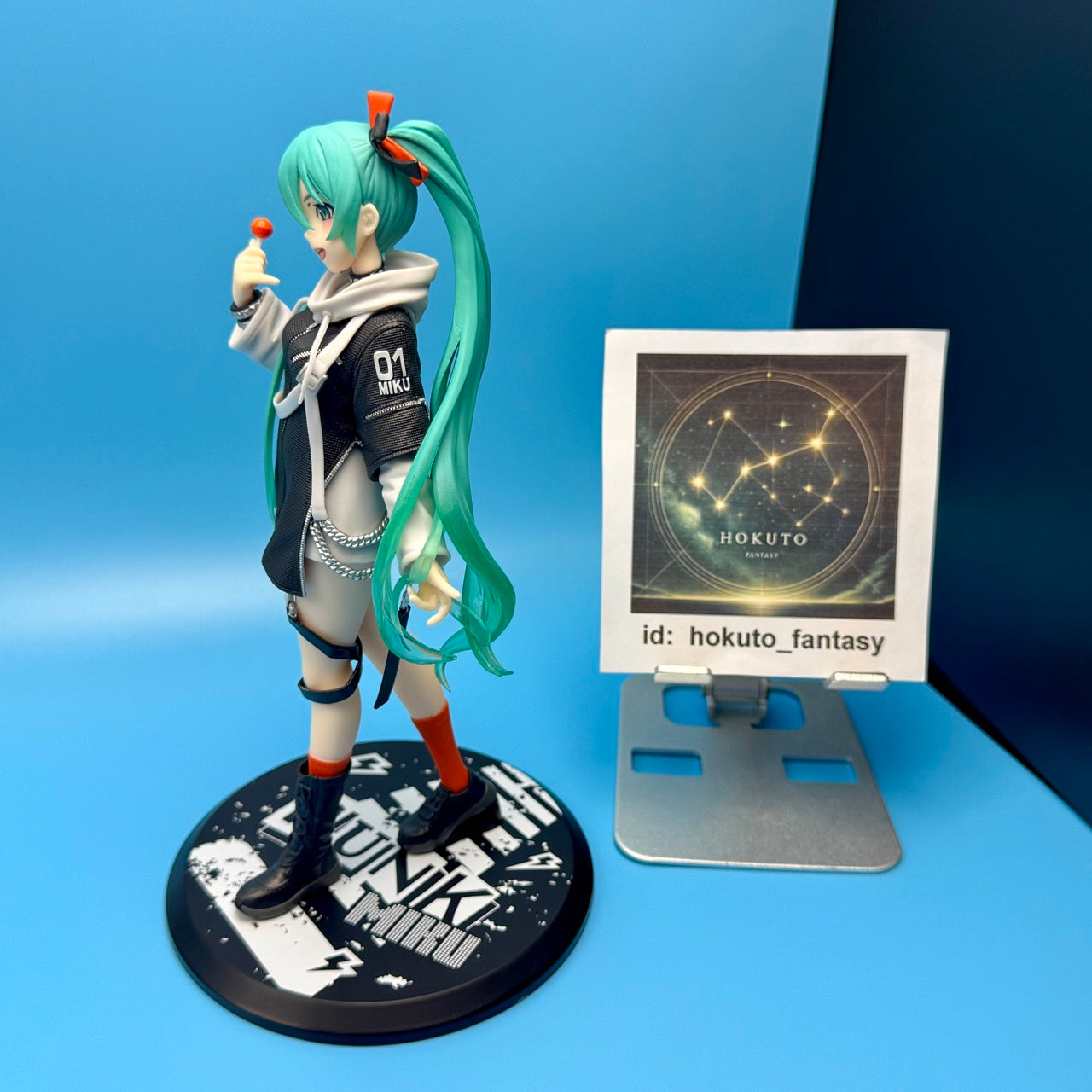 Hatsune Miku – Punk Fashion PVC Figure | Taito Japan