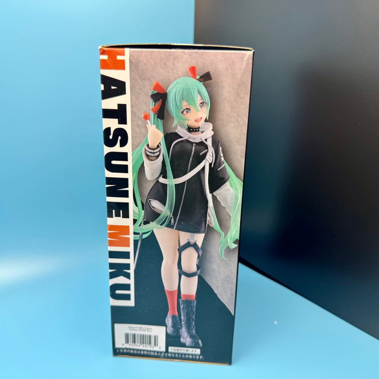 Hatsune Miku – Punk Fashion PVC Figure | Taito Japan