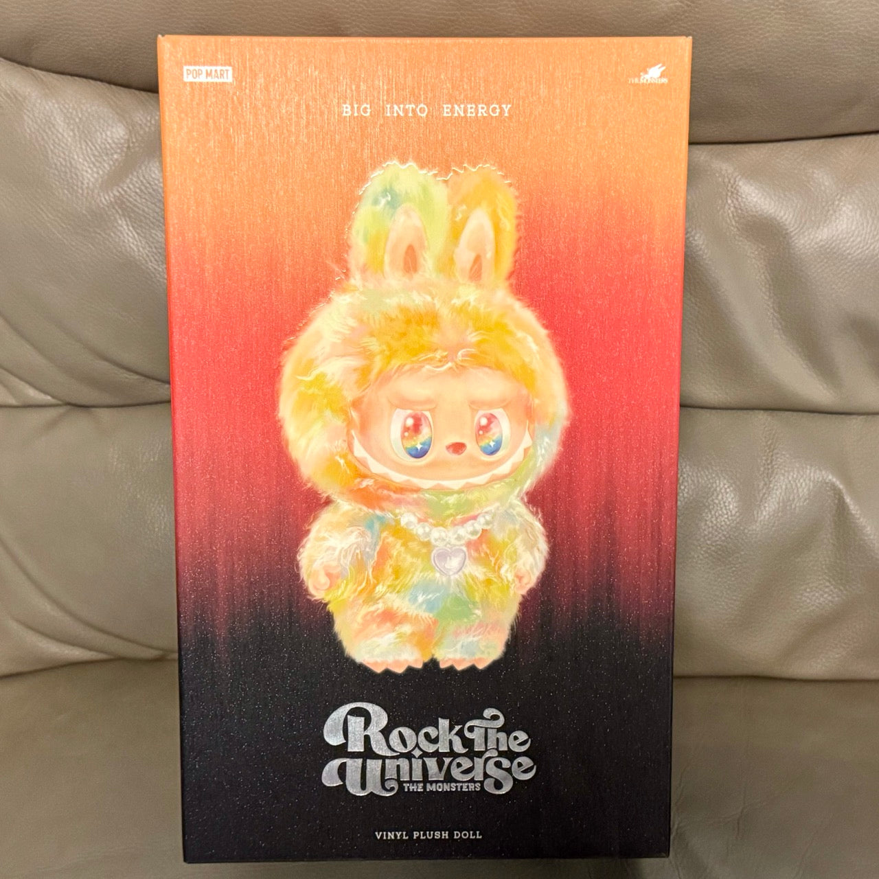 Auténtico Labubu - ROCK the Universe Big in Energy Muñeco de peluche de vinilo Popmart de 37 cm - Envío GRATIS en el Reino Unido