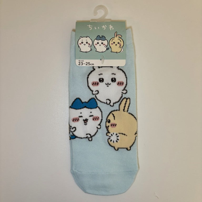 Chiikawa Authentic Mascot Sneaker Socks - Three People Dancing Blue
